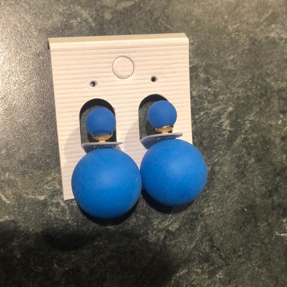 💙Trendy Blues💙Post Ball Earrings! - Picture 2 of 2
